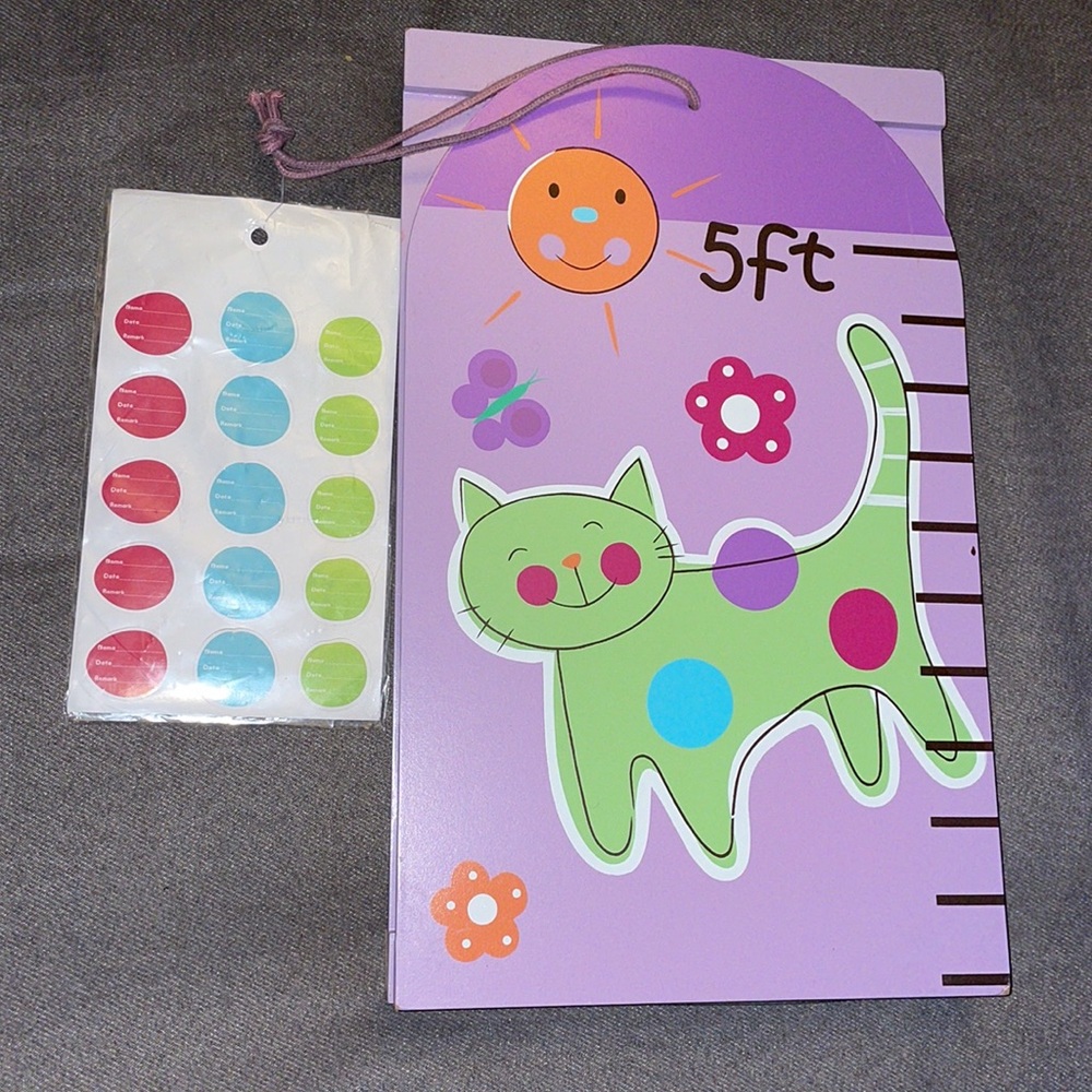 NWT.  Growth Chart Track & Measure Height. - Picture 3 of 7